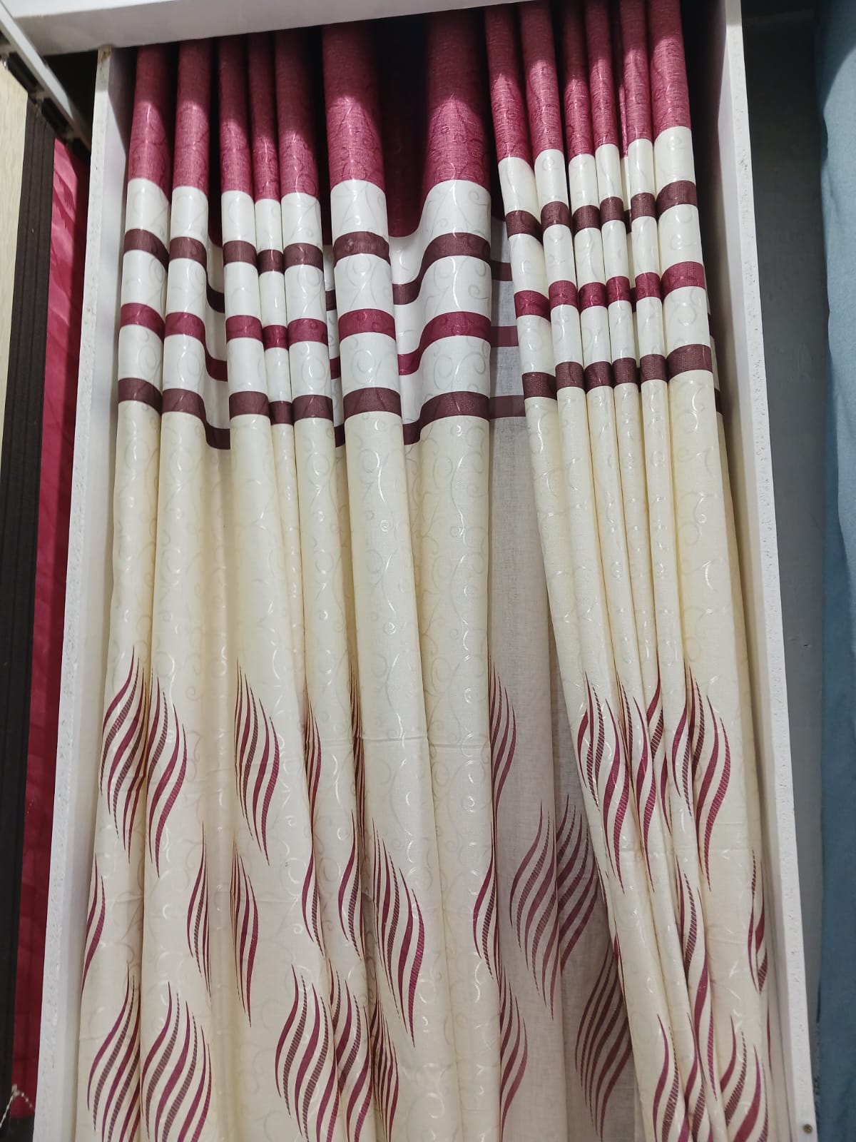 Simple Artistic Design Curtains